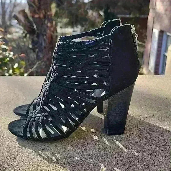 G by Guess strappy heeled bootie - Picture 1 of 12